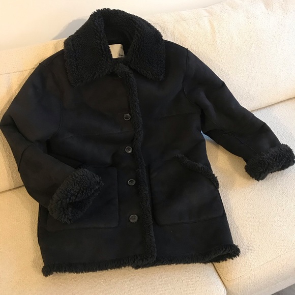 Aritzia - Shearling Sherpa Coat - Picture 3 of 7
